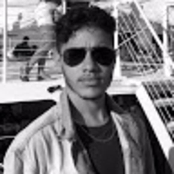 Meet your Posher, Max - Picture 1 of 1